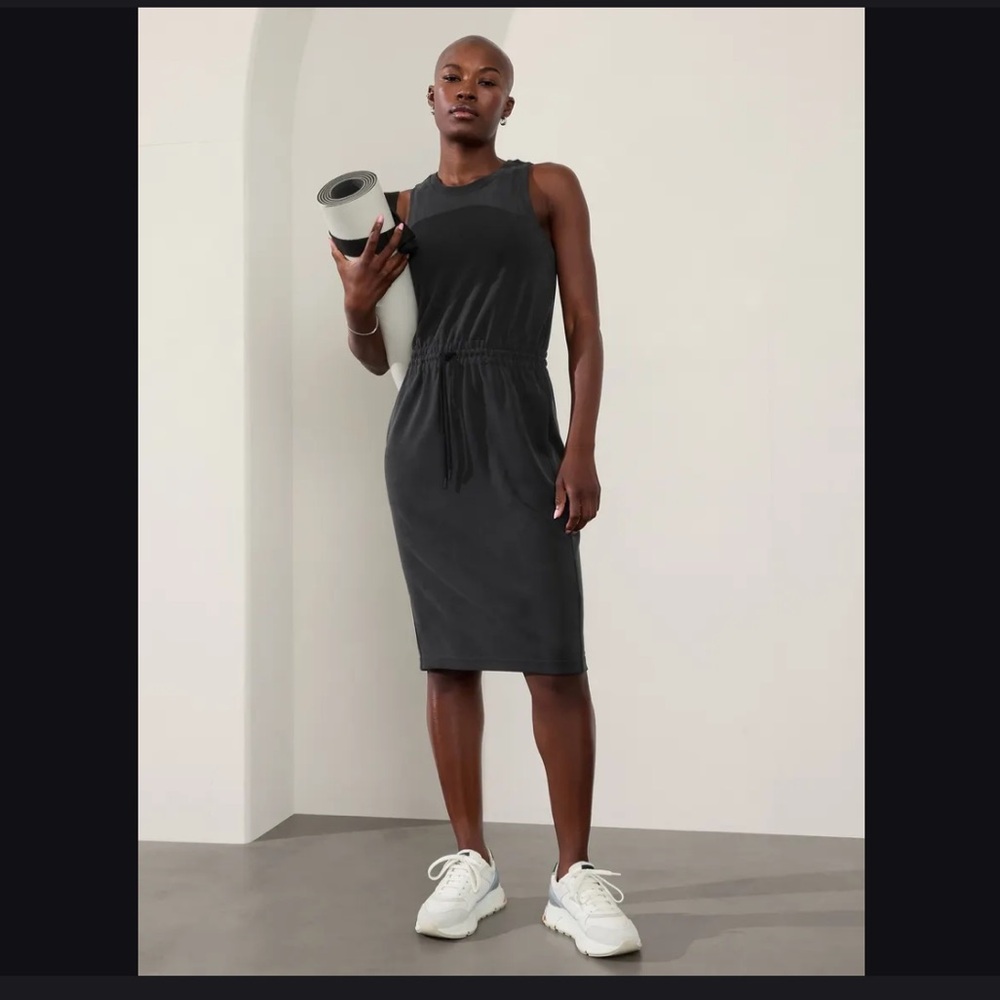 Athleta Midi Seasoft Dress